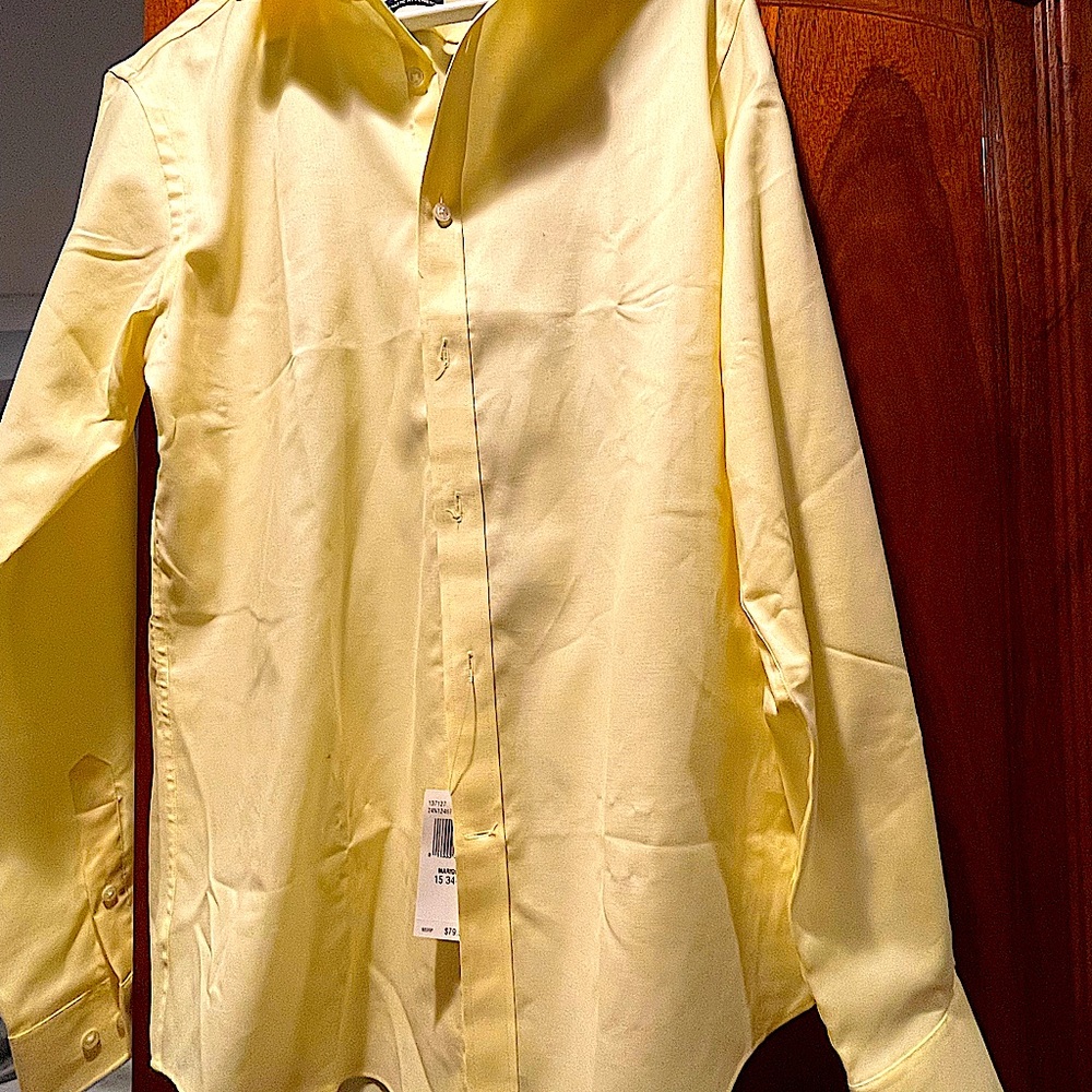 Tommy Hilfiger dress shirt (Thflex collar Athletic Fit . Stretch